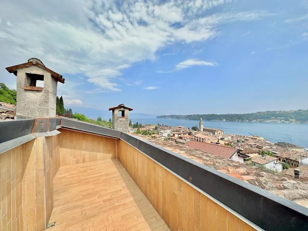 Apartment 10 Salo Italy